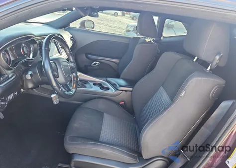 2022 Dodge Challenger Gt z USA, uszkodzony, nr VIN 2C3CDZJG2NH214772